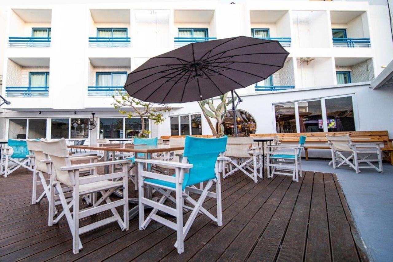 Nereus Hotel Paphos Exterior foto
