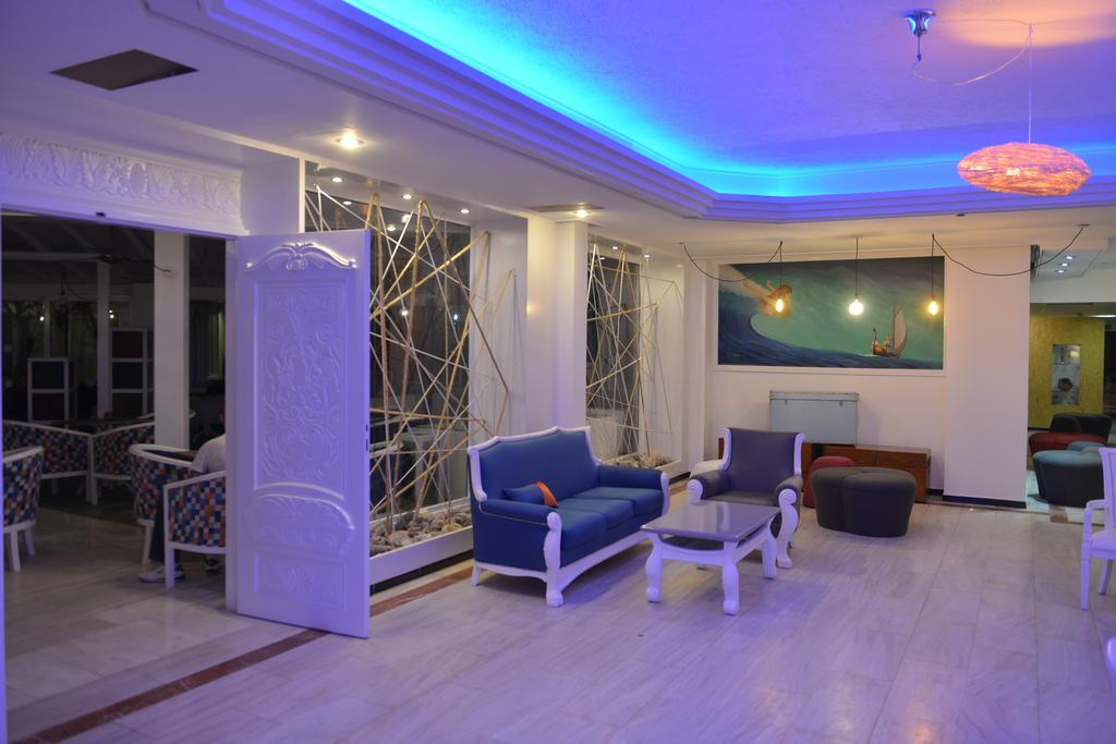 Nereus Hotel Paphos Exterior foto